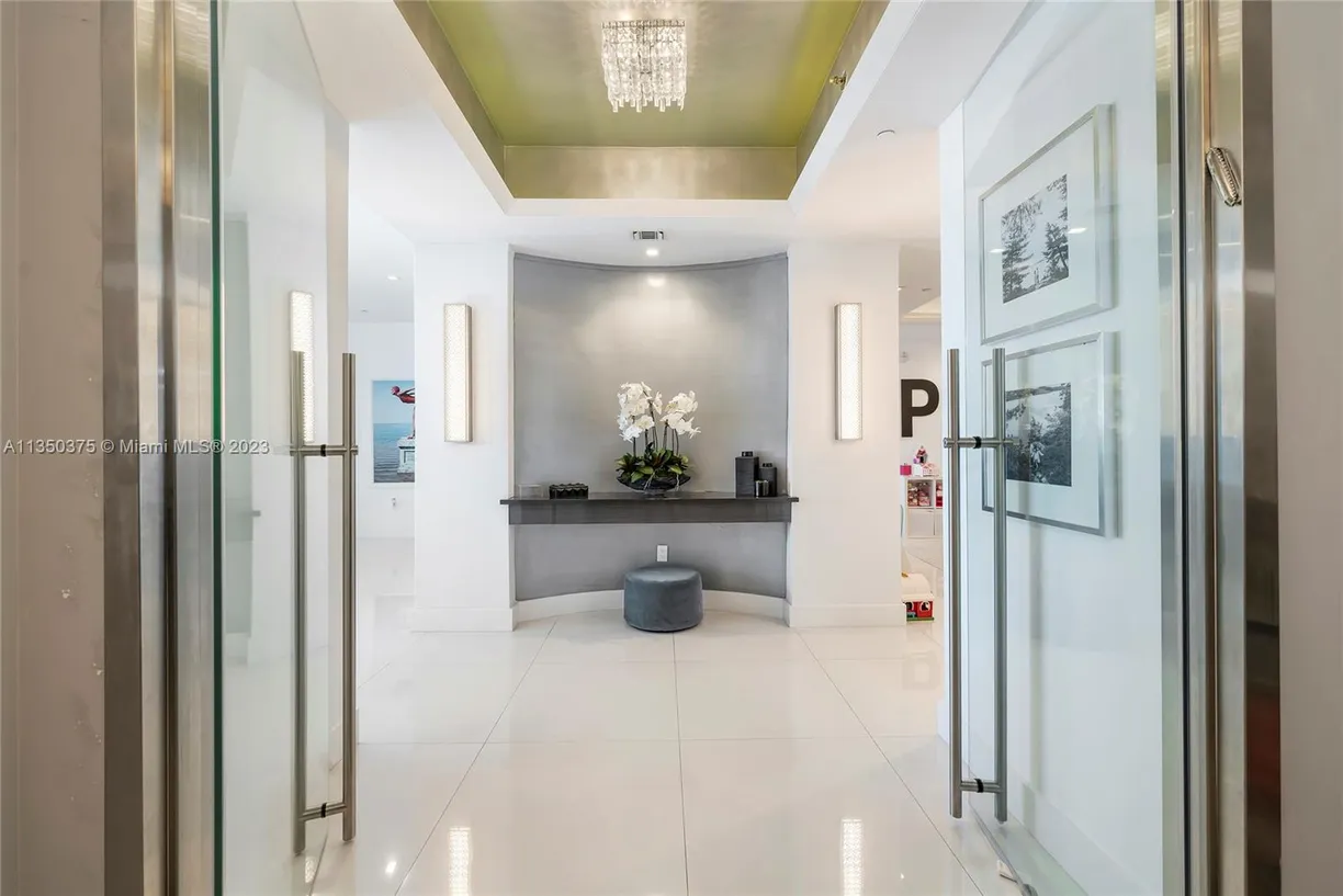 South Florida Real Estate | View 5959 Collins Ave, 1606 | Listing