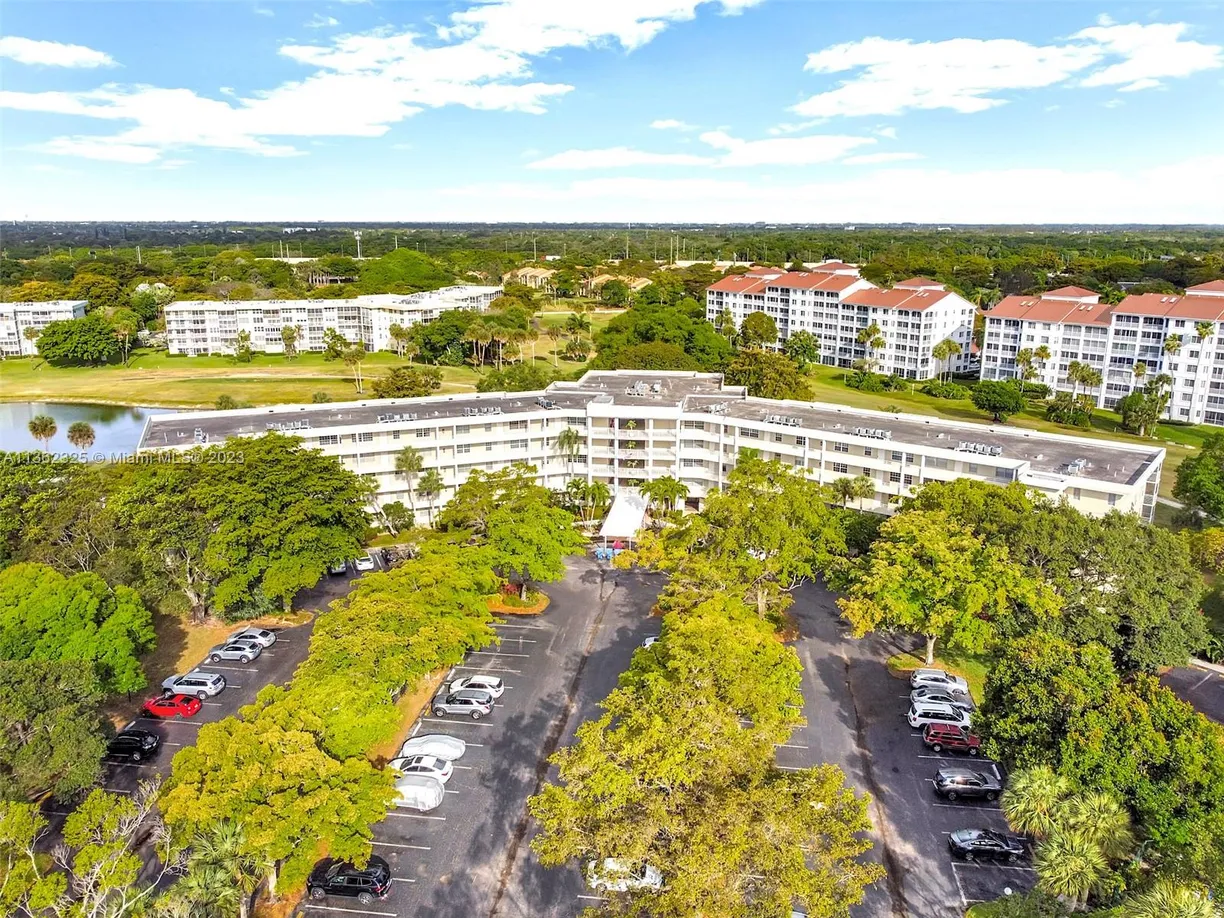 South Florida Real Estate | View 805 Cypress Blvd, 203 | 3 Beds, 2 Baths