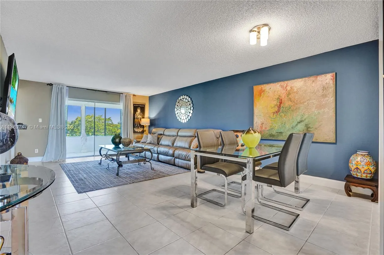 South Florida Real Estate | View 9241 Sunrise Lakes Blvd, 304 | 2 Beds, 2 Baths