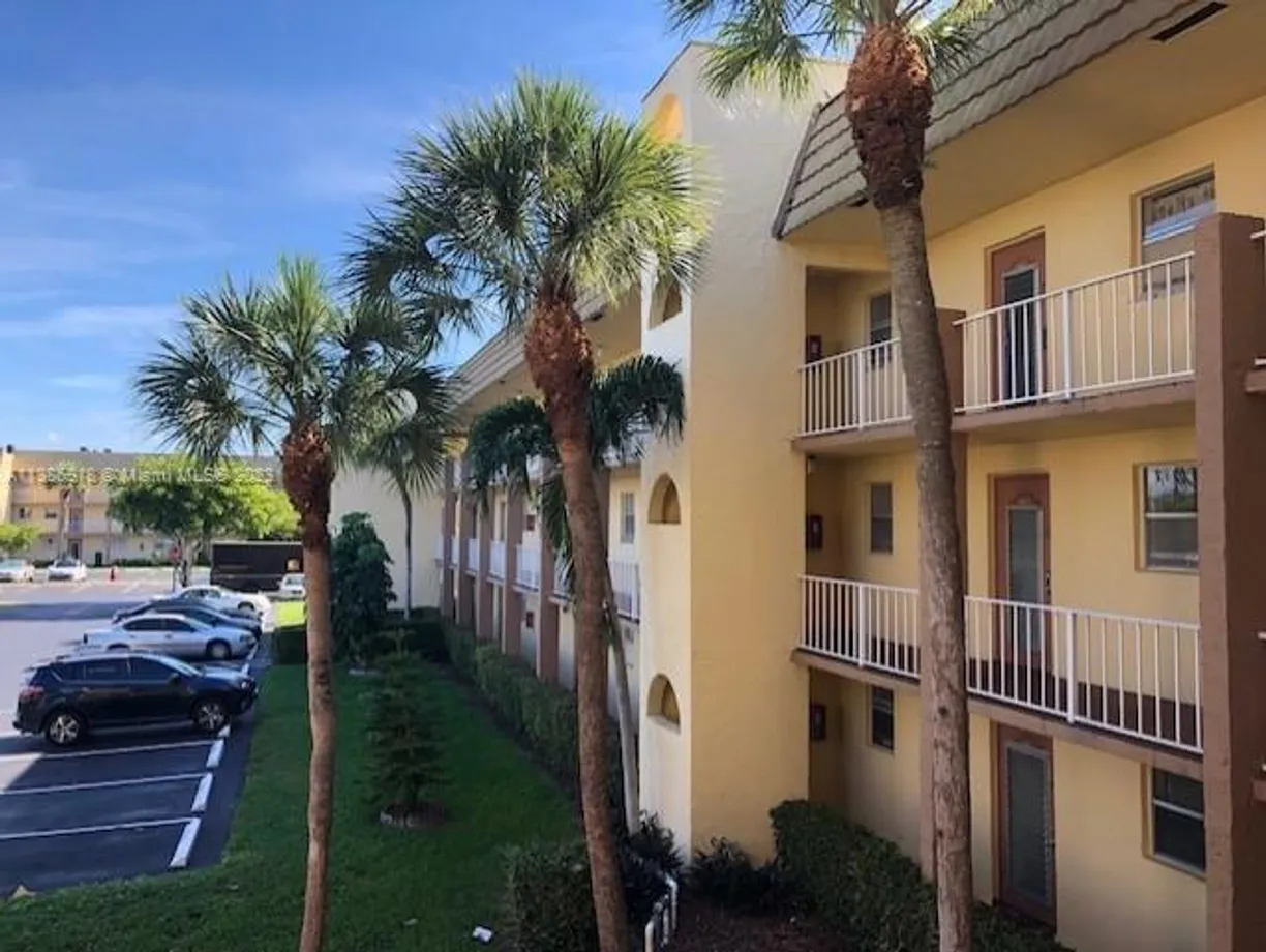 South Florida Real Estate | View 8515 Sunrise Lakes Blvd, 111 | 2 Beds, 2 Baths