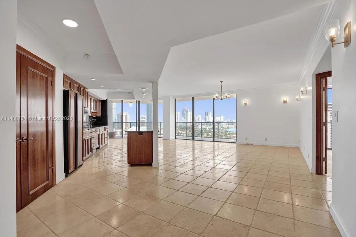 South Florida Real Estate | View 19667 Turnberry Way, 26B | 2 Beds, 2 Baths