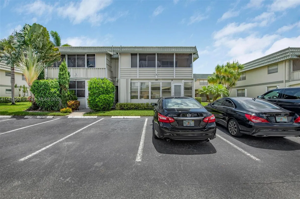 South Florida Real Estate | View 712 Monaco O, 712 | Listing