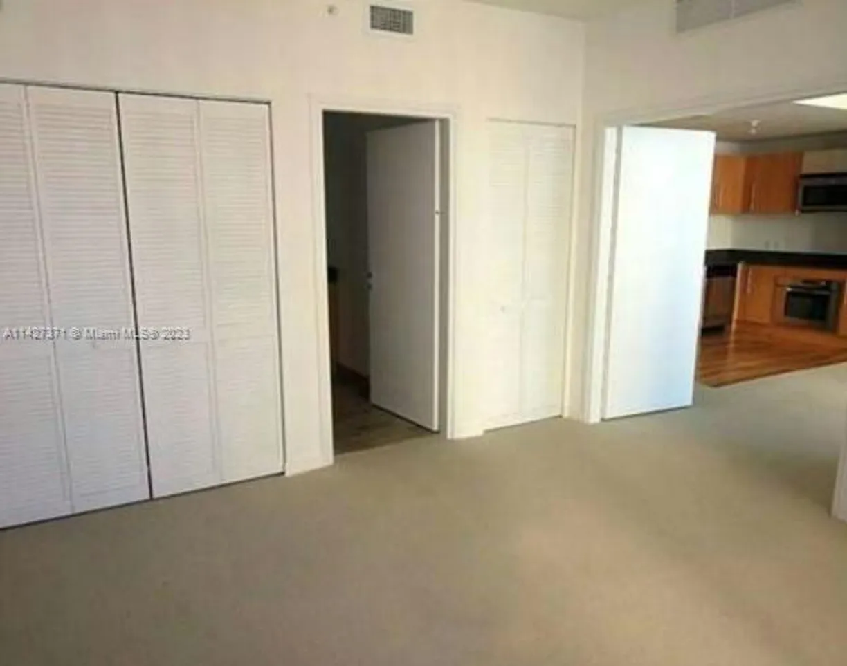 South Florida Real Estate | View 300 S Biscayne Blvd, T-1703 | Listing