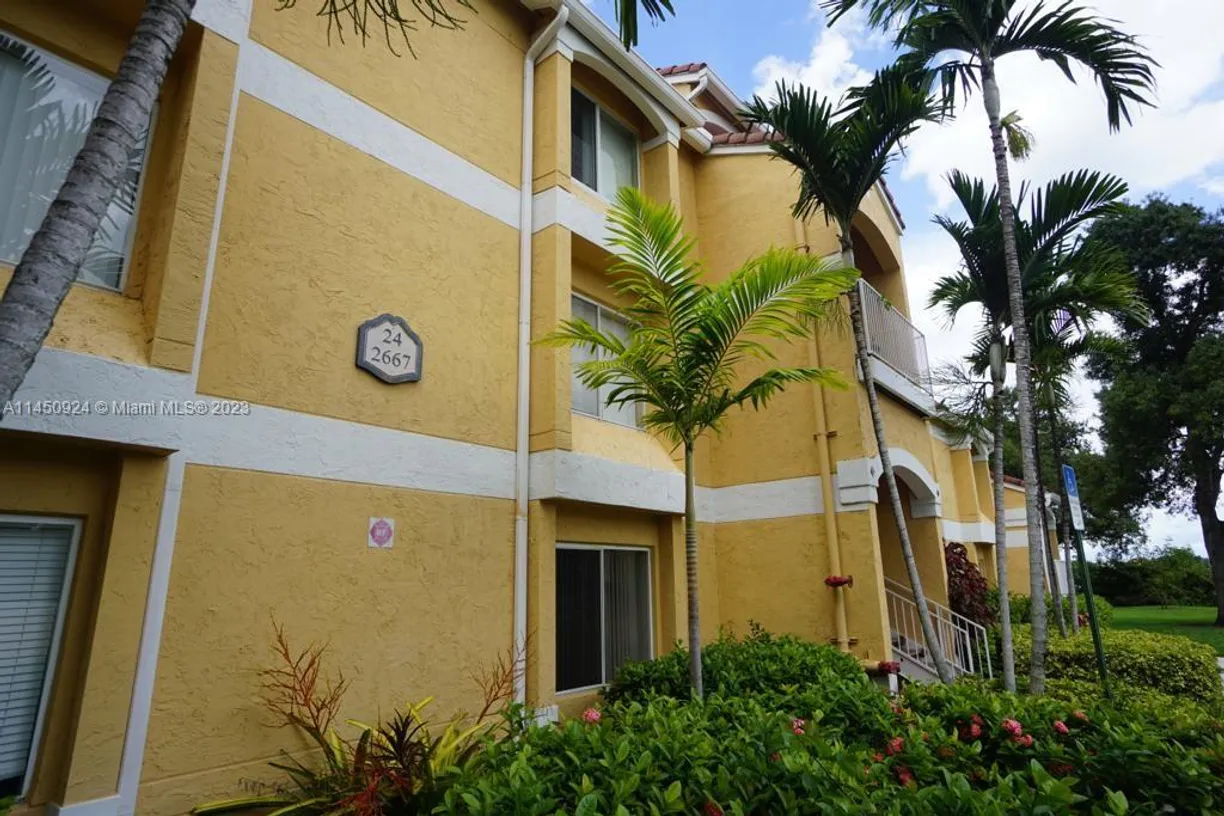South Florida Real Estate | View 2667 NW 33rd St, 2416 | 1 Bed, 1 Bath