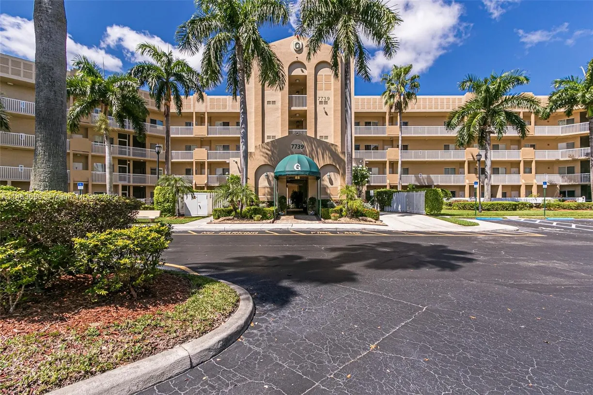 South Florida Real Estate | View 7739 Southampton Ter, 207 | 3 Beds, 2 Baths