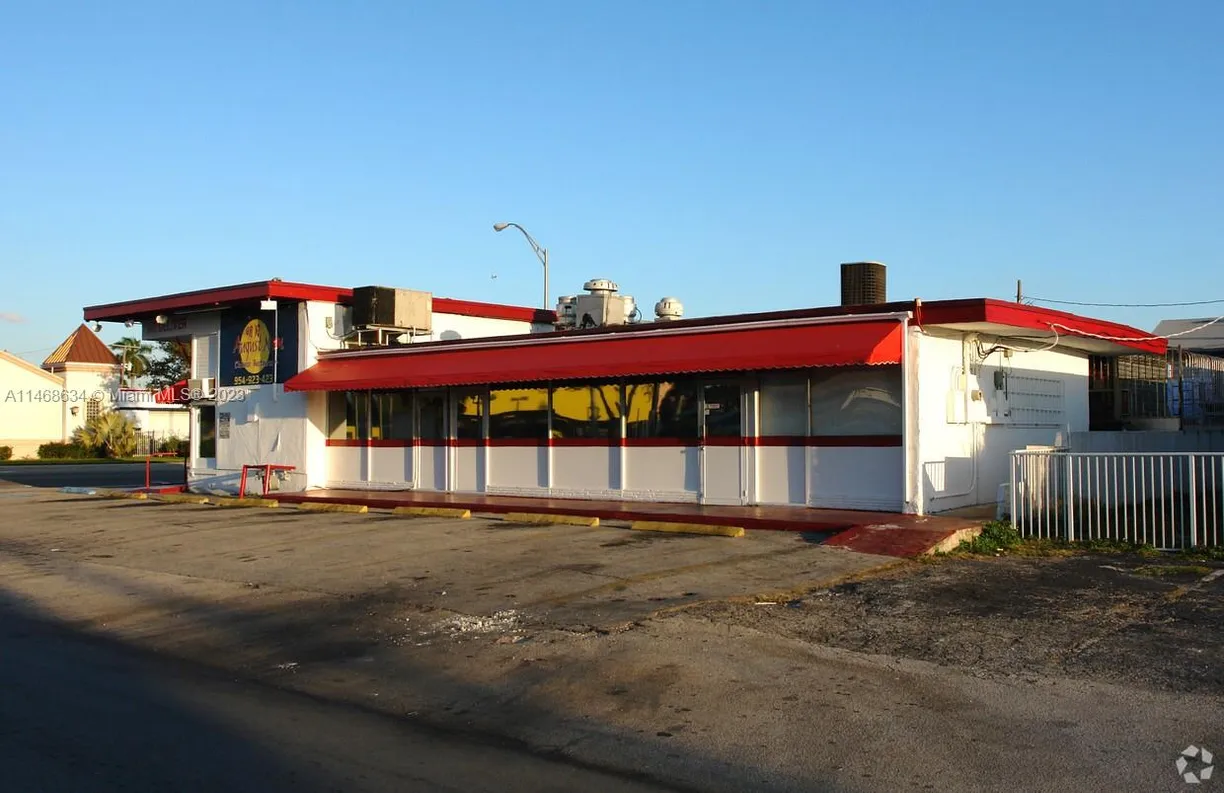 South Florida Real Estate | View 1301 N Federal Hwy