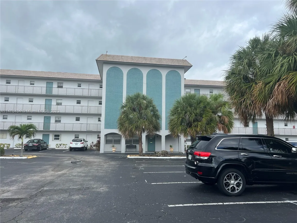 South Florida Real Estate | View 4311 Crystal Lake Dr, 205 | 3 Beds, 2 Baths