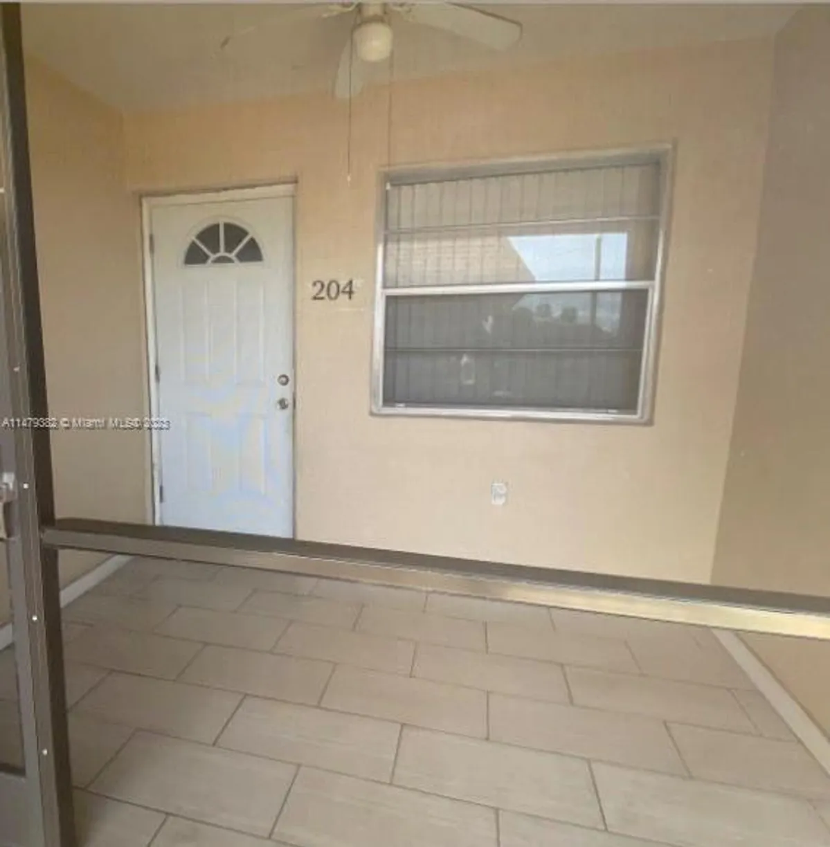 South Florida Real Estate | View 421 1st St, 204 | 1 Bed, 1 Bath