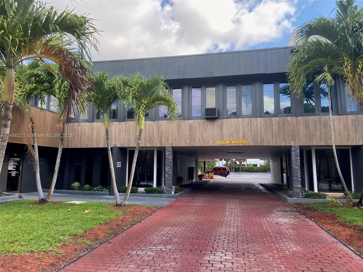 South Florida Real Estate | View 4121 NW 5th St, 207
