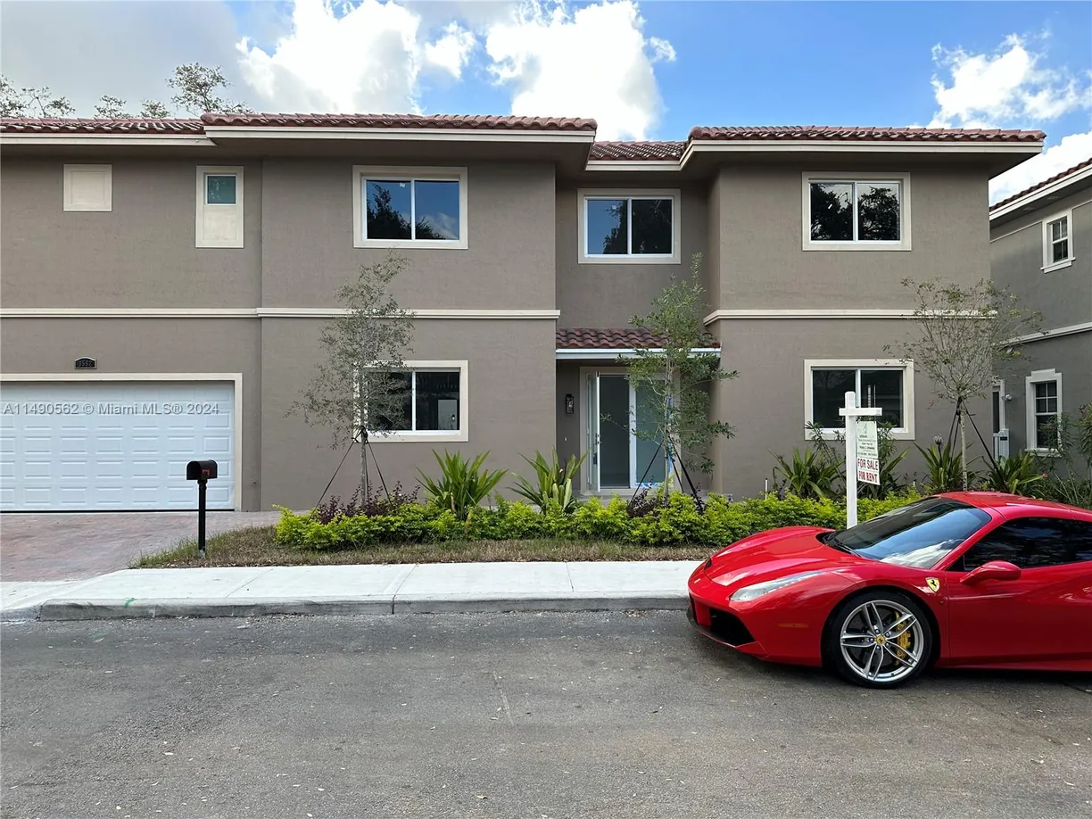South Florida Real Estate | View 3562 Forest View Cir | Listing