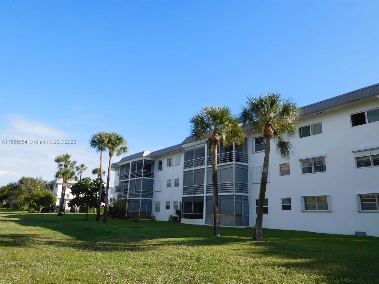 South Florida Real Estate | View 5401 2nd Ave, TWO | 1 Bed, 1 Bath