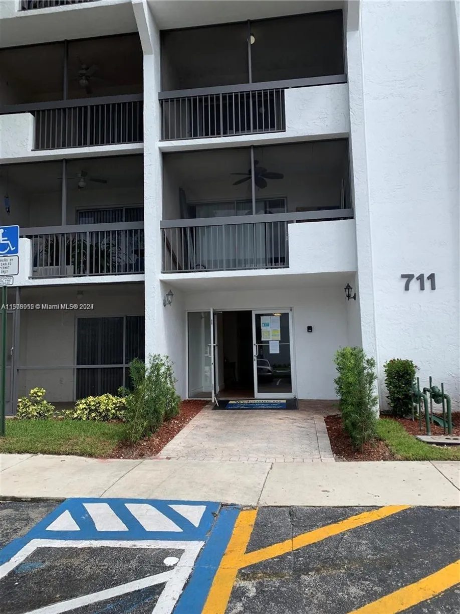 South Florida Real Estate | View 711 N Pine Island Rd, 111 | 1 Bed, 1 Bath