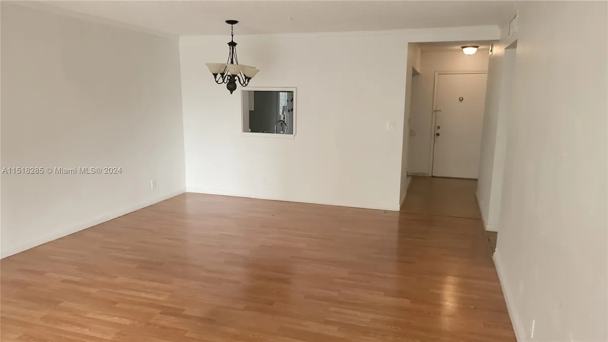 South Florida Real Estate | View 1001 NE 14th Ave, 201 | 2 Beds, 2 Baths