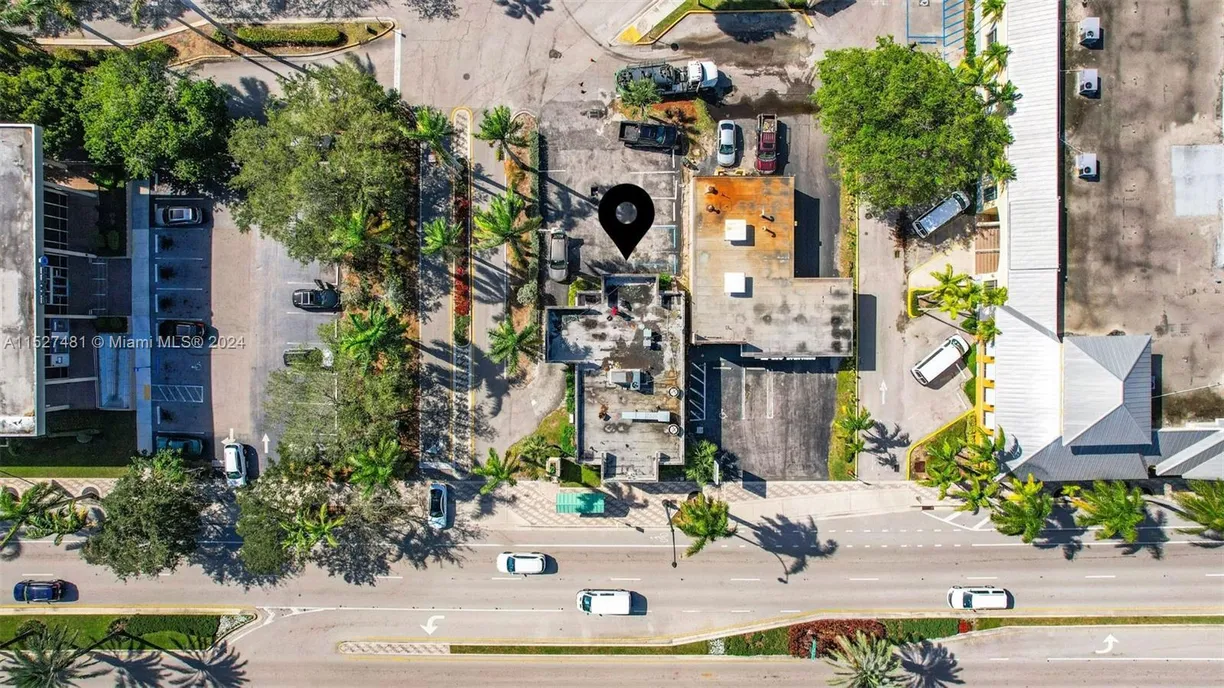 South Florida Real Estate | View 1098 E Hillsboro Blvd