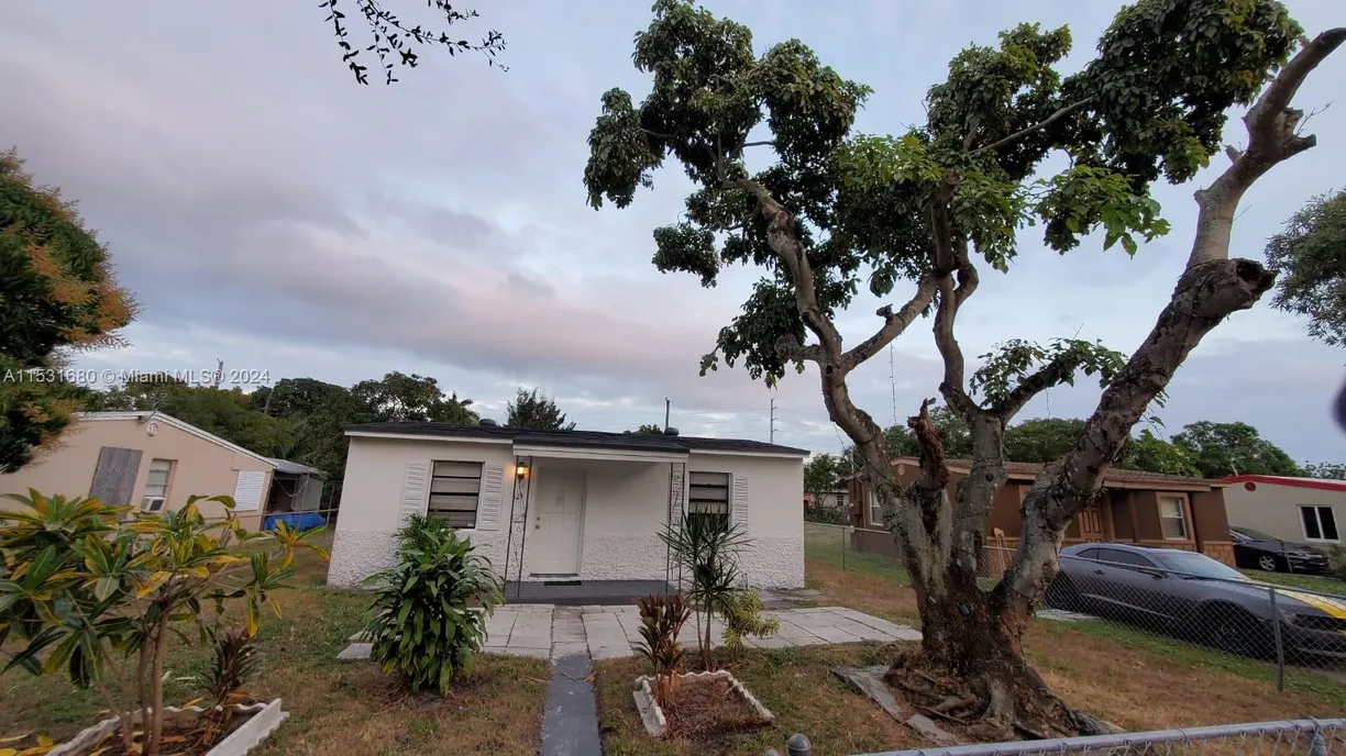 South Florida Real Estate | View 524 NW 21st Ave | 3 Beds, 1 Bath