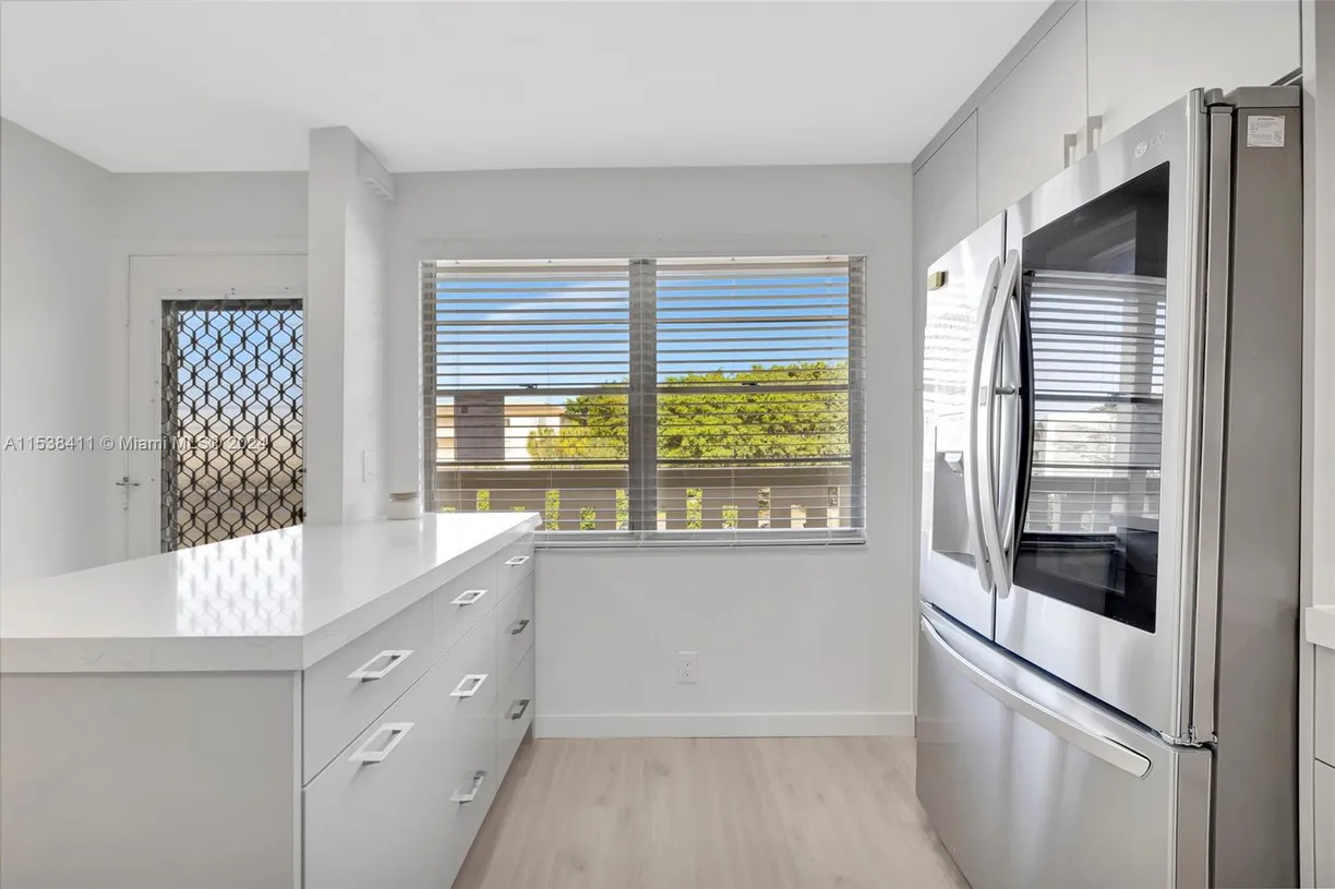 South Florida Real Estate | View 2101 Lucaya Bnd, E3 | Listing