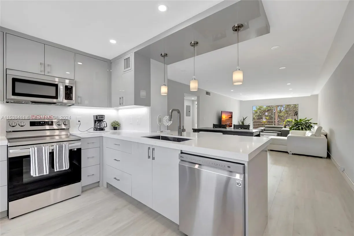 South Florida Real Estate | View 2101 Lucaya Bnd, E3 | 2 Beds, 2 Baths