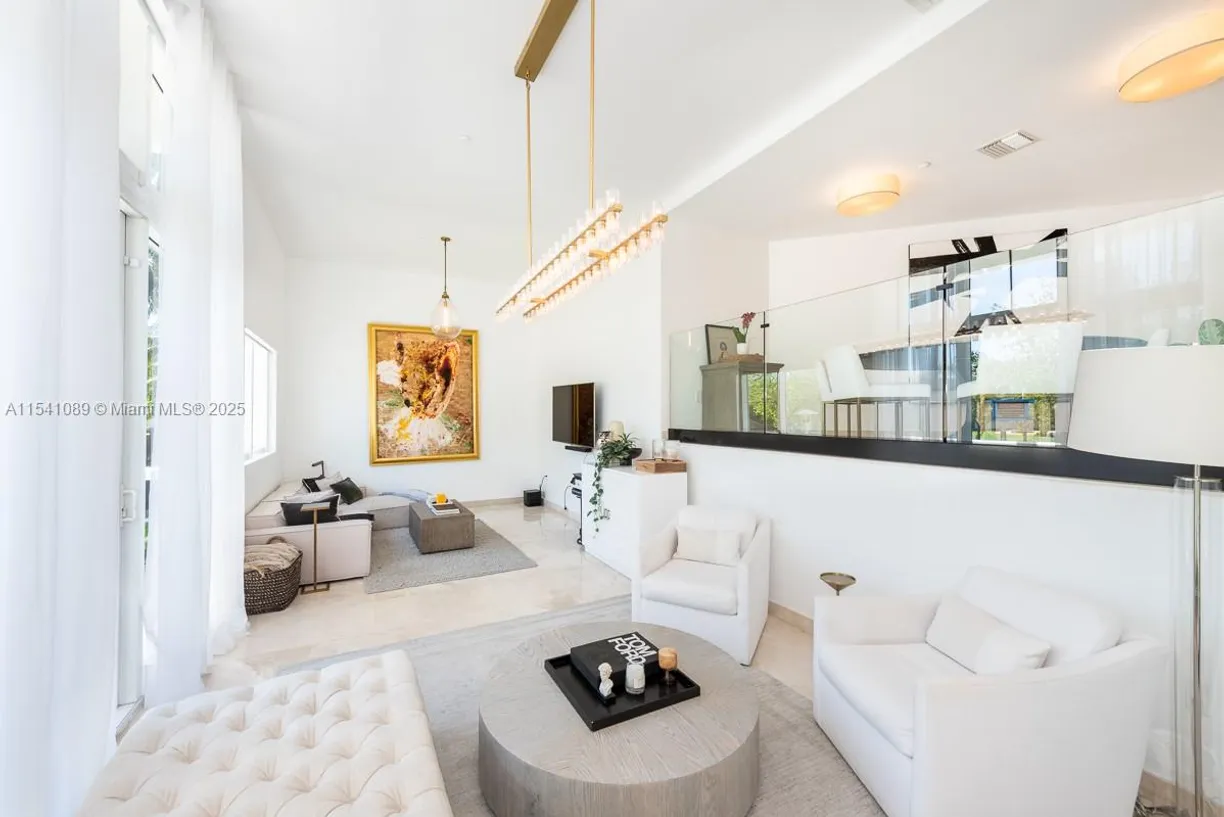 South Florida Real Estate | View 400 Alton Rd, TH-1A | Listing
