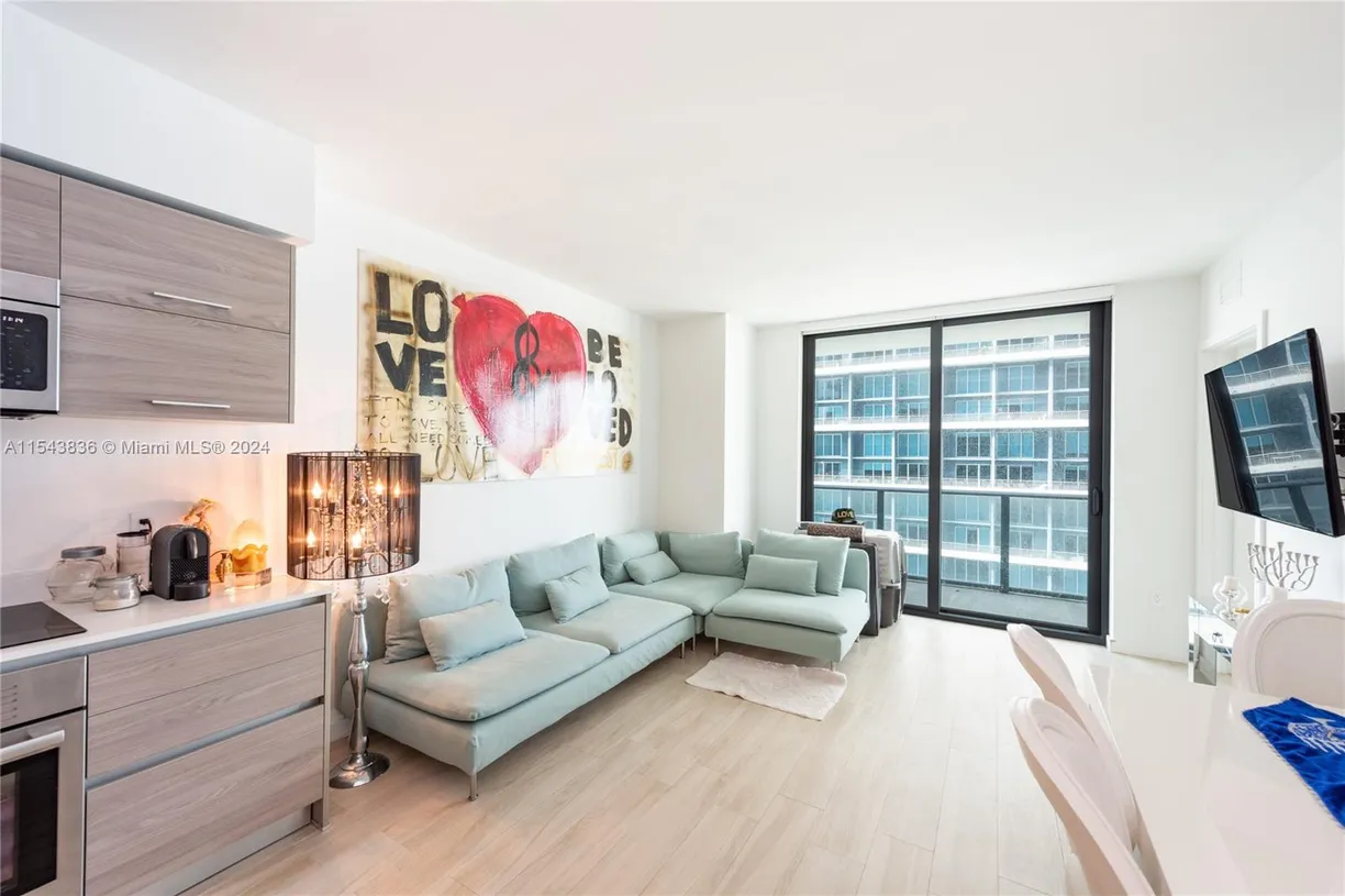 South Florida Real Estate | View 1300 S Miami Ave, 3608 | 1 Bed, 1 Bath