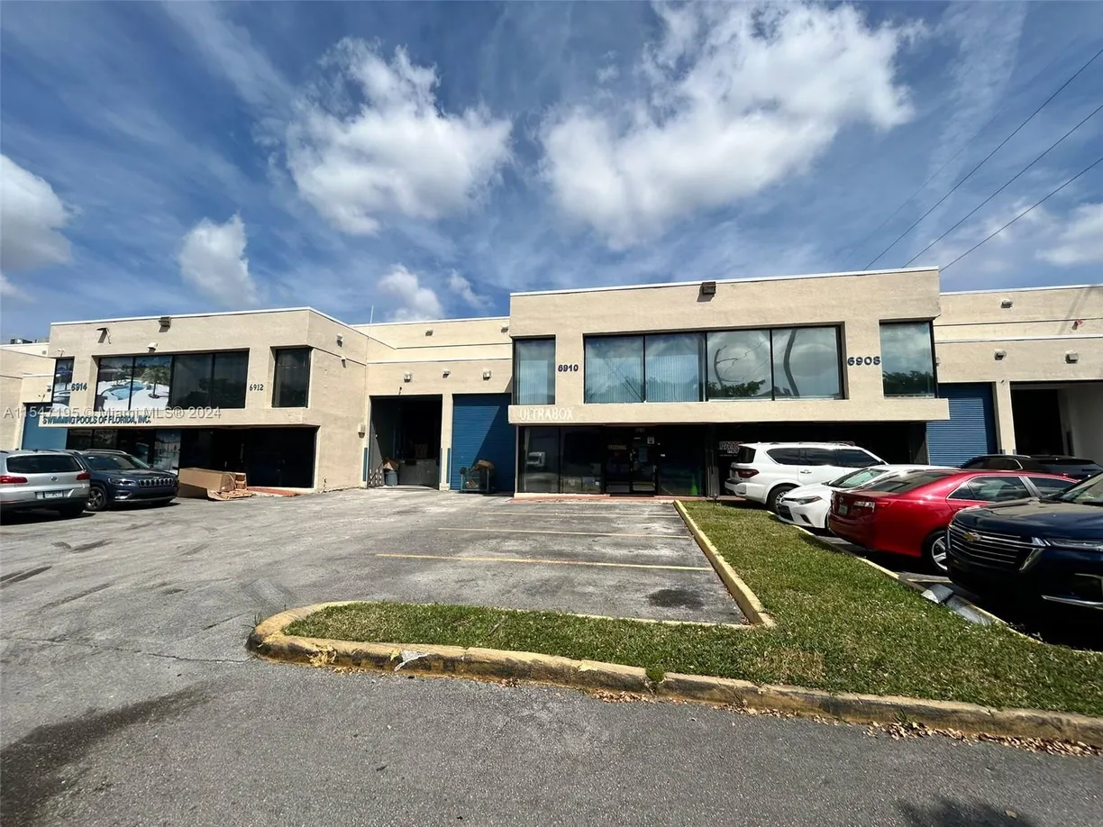 South Florida Real Estate | View 6910 NW 50th St, 4-1