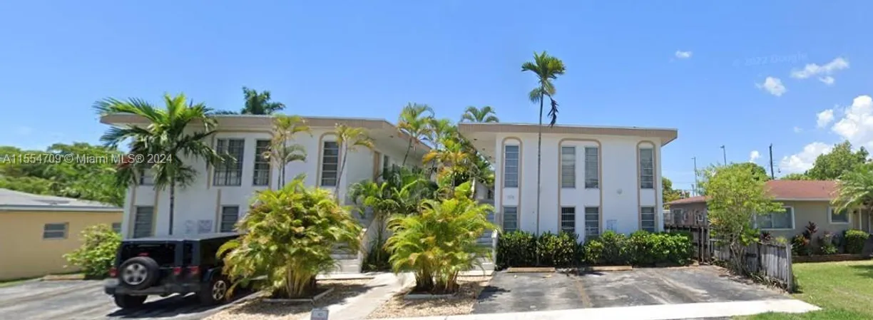 South Florida Real Estate | View 1610 Liberty St, 7 | 1 Bed, 1 Bath