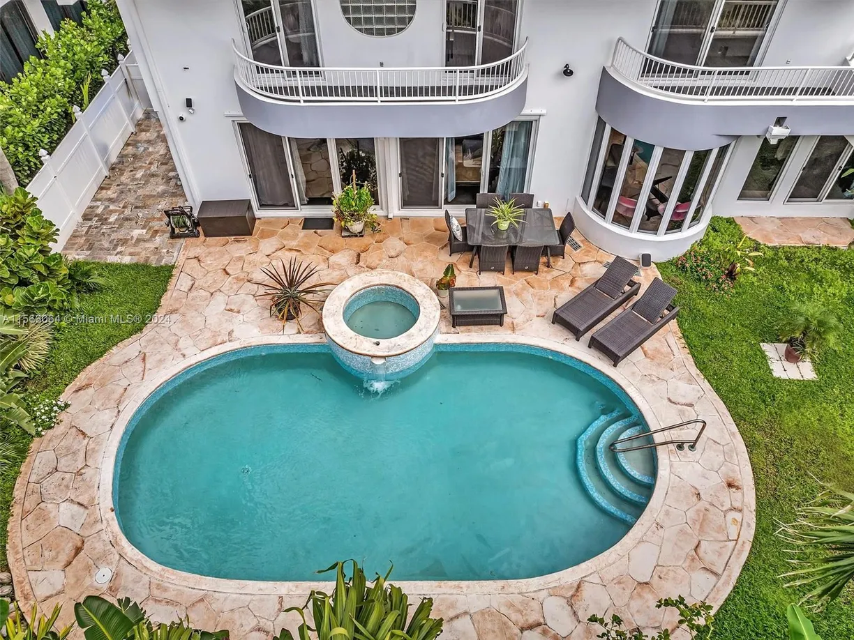 South Florida Real Estate | View 616 Ocean Blvd | Listing