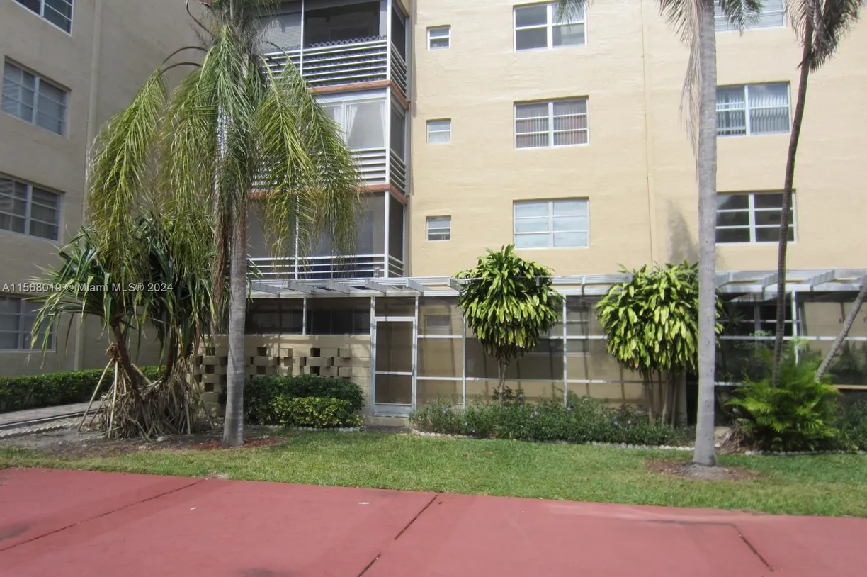 South Florida Real Estate | View 406 NW 68th Ave, 104 | 2 Beds, 2 Baths