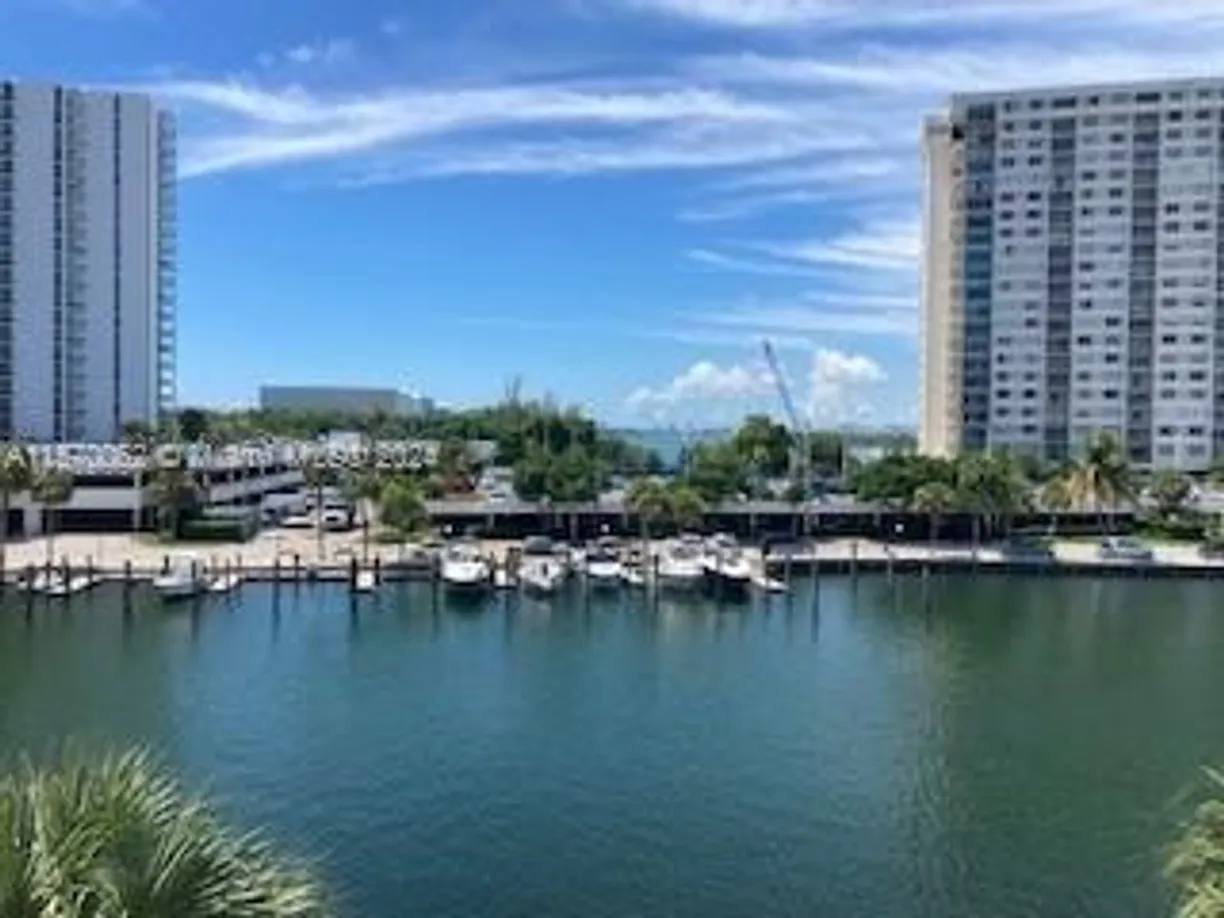 South Florida Real Estate | View 220 Kings Point Dr, 407 | 1 Bed, 1 Bath