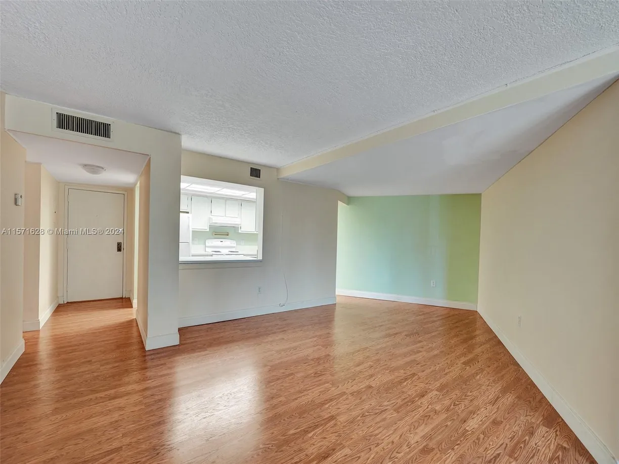 South Florida Real Estate | View 1101 River Reach Dr, 107 | Listing