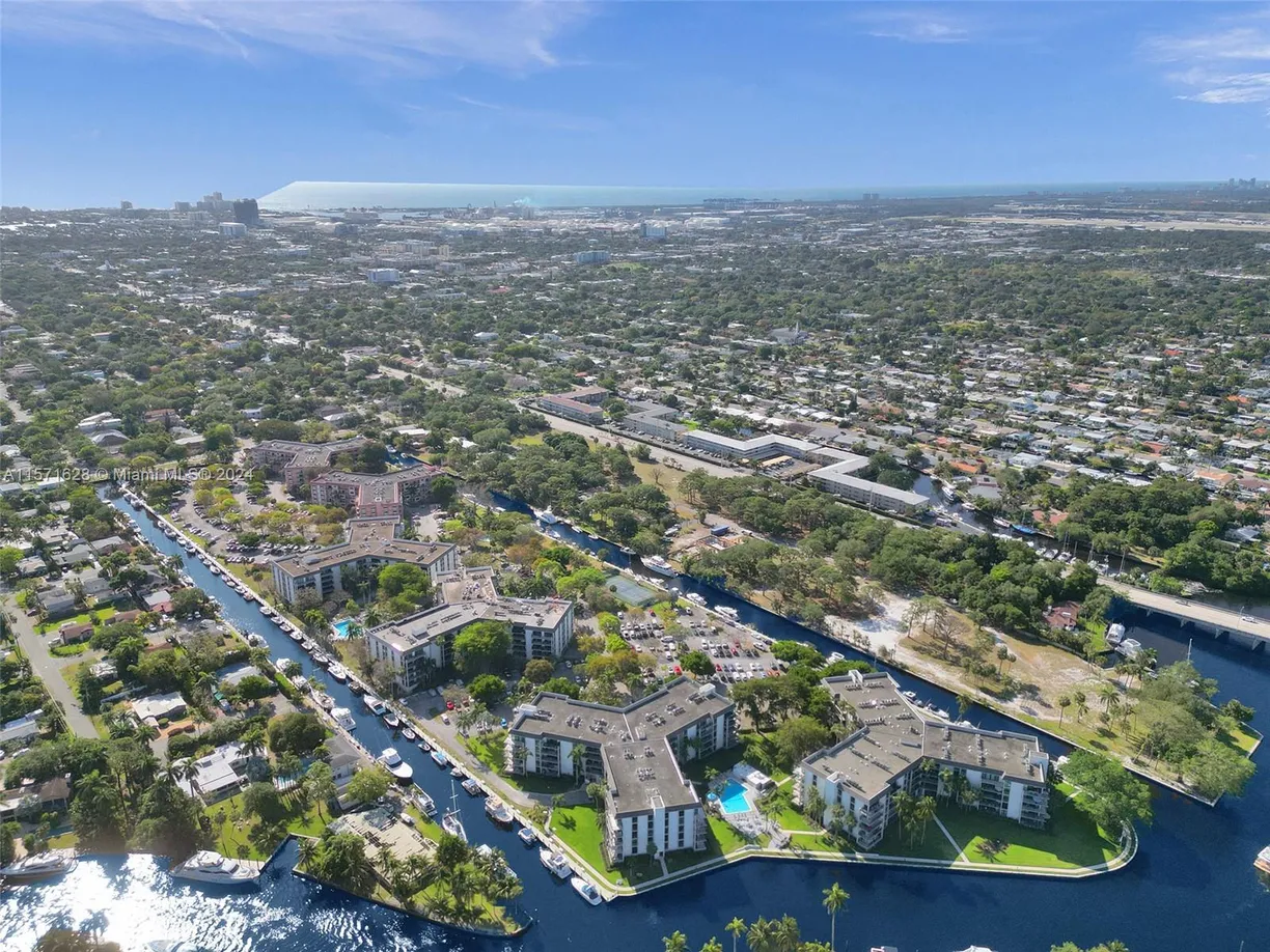 South Florida Real Estate | View 1101 River Reach Dr, 107 | 1 Bed, 1 Bath
