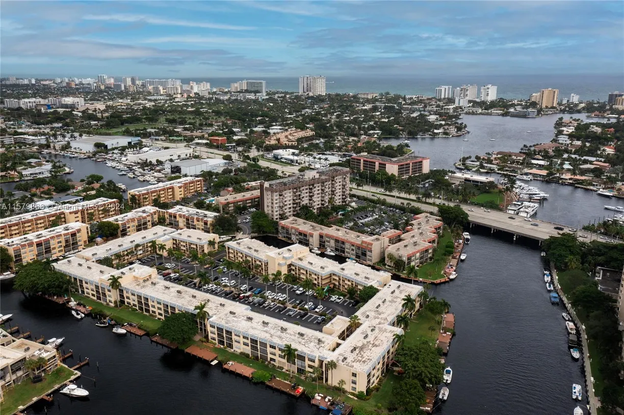 South Florida Real Estate | View 777 S Federal Hwy, E303 | 2 Beds, 2 Baths
