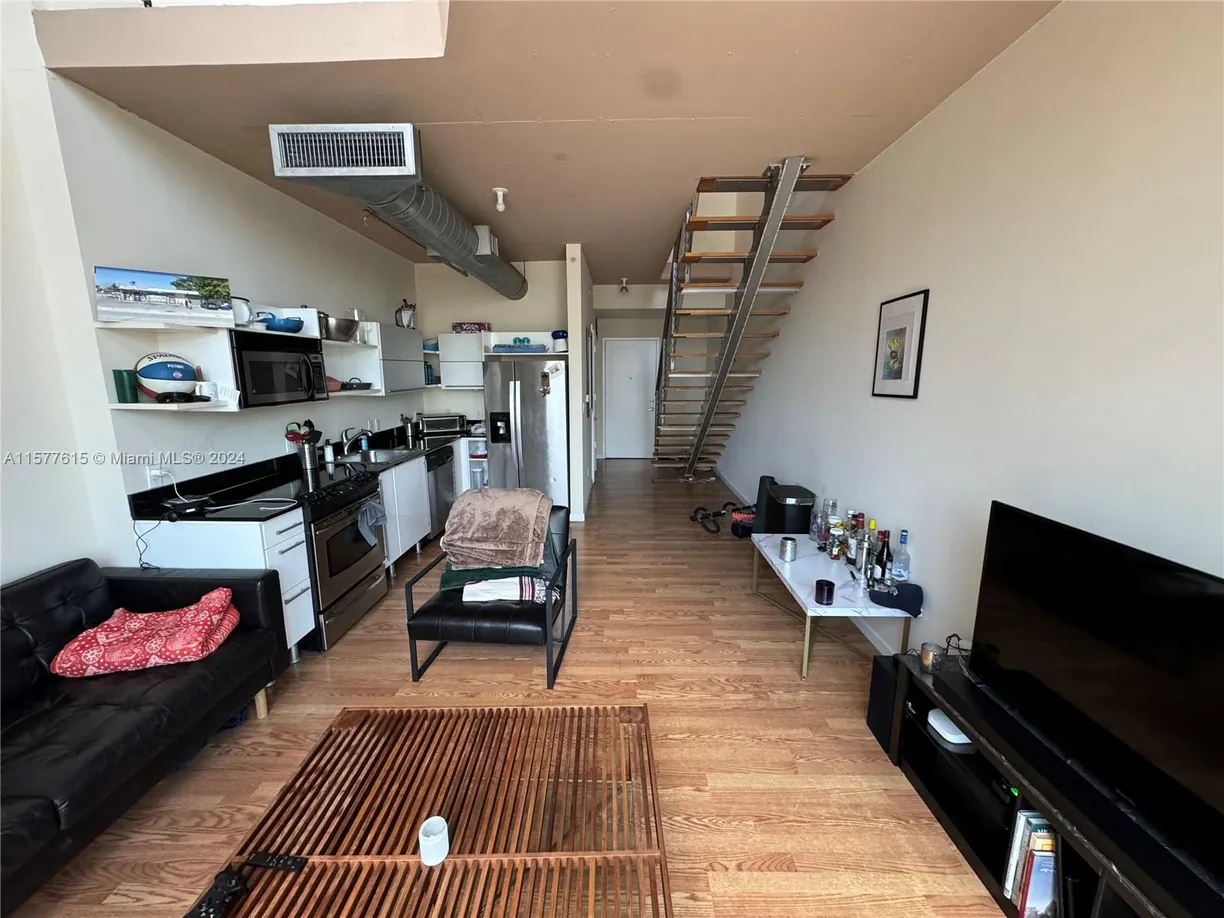 South Florida Real Estate | View  | Listing
