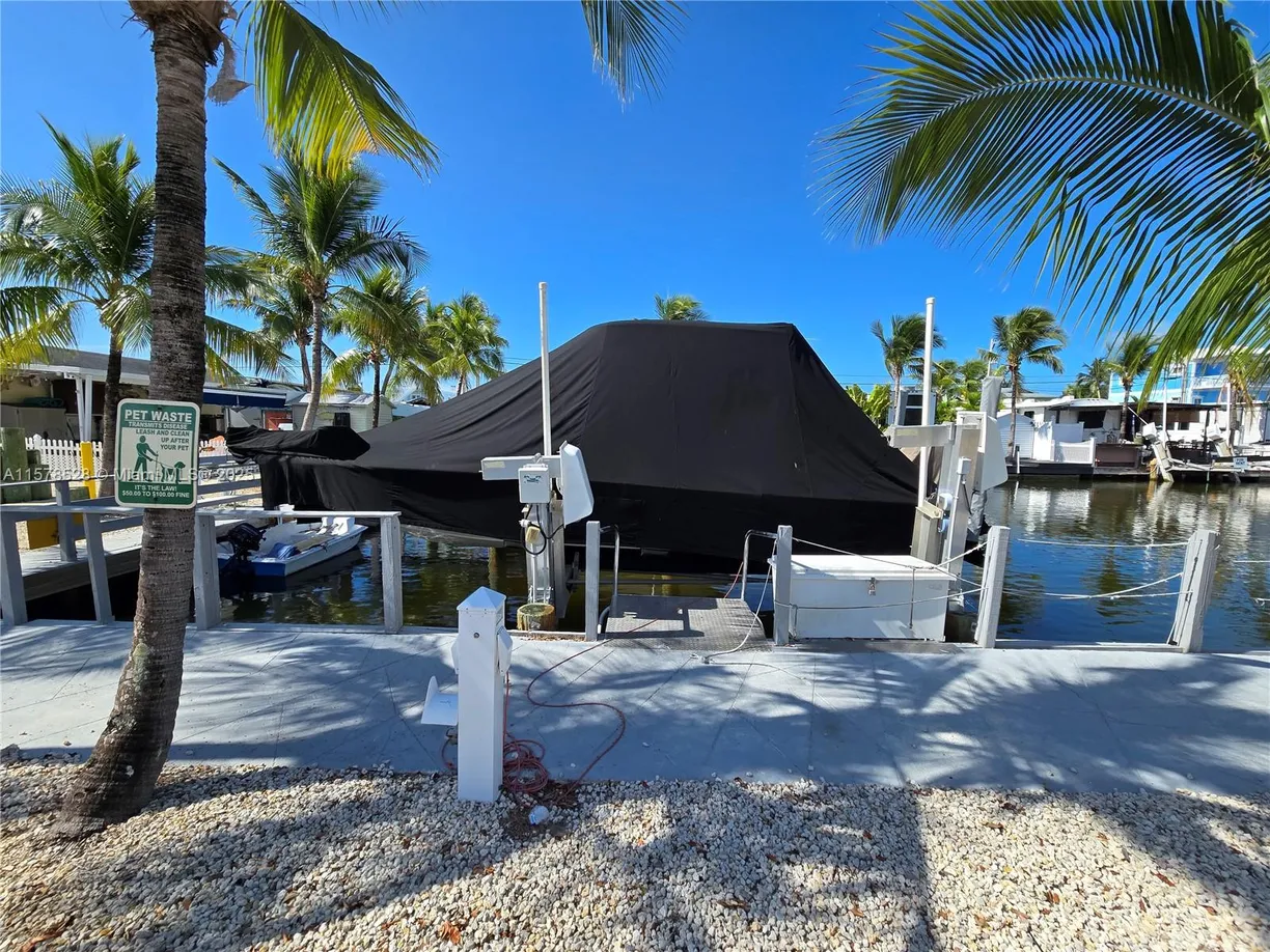 South Florida Real Estate | View 325 Calusa St #301, 301 | 2 Beds, 1 Bath
