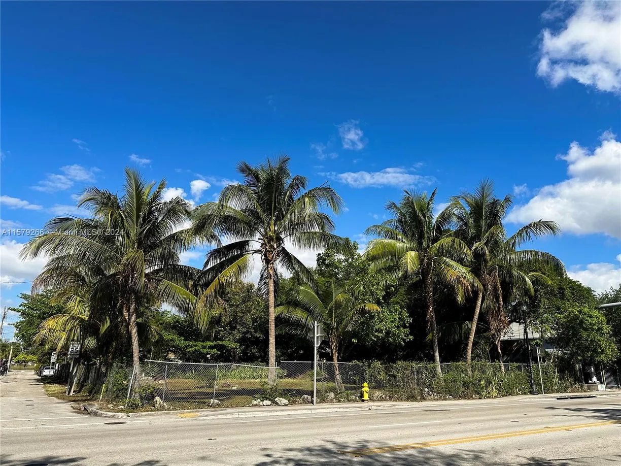 South Florida Real Estate | View 5804 NE 2nd Ave