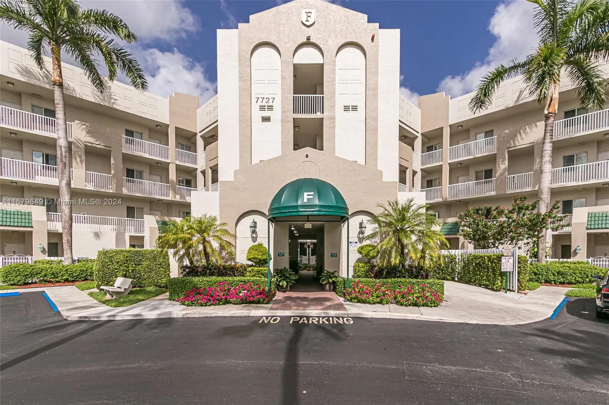 South Florida Real Estate | View 7727 Southampton Ter, 413 | 2 Beds, 2 Baths