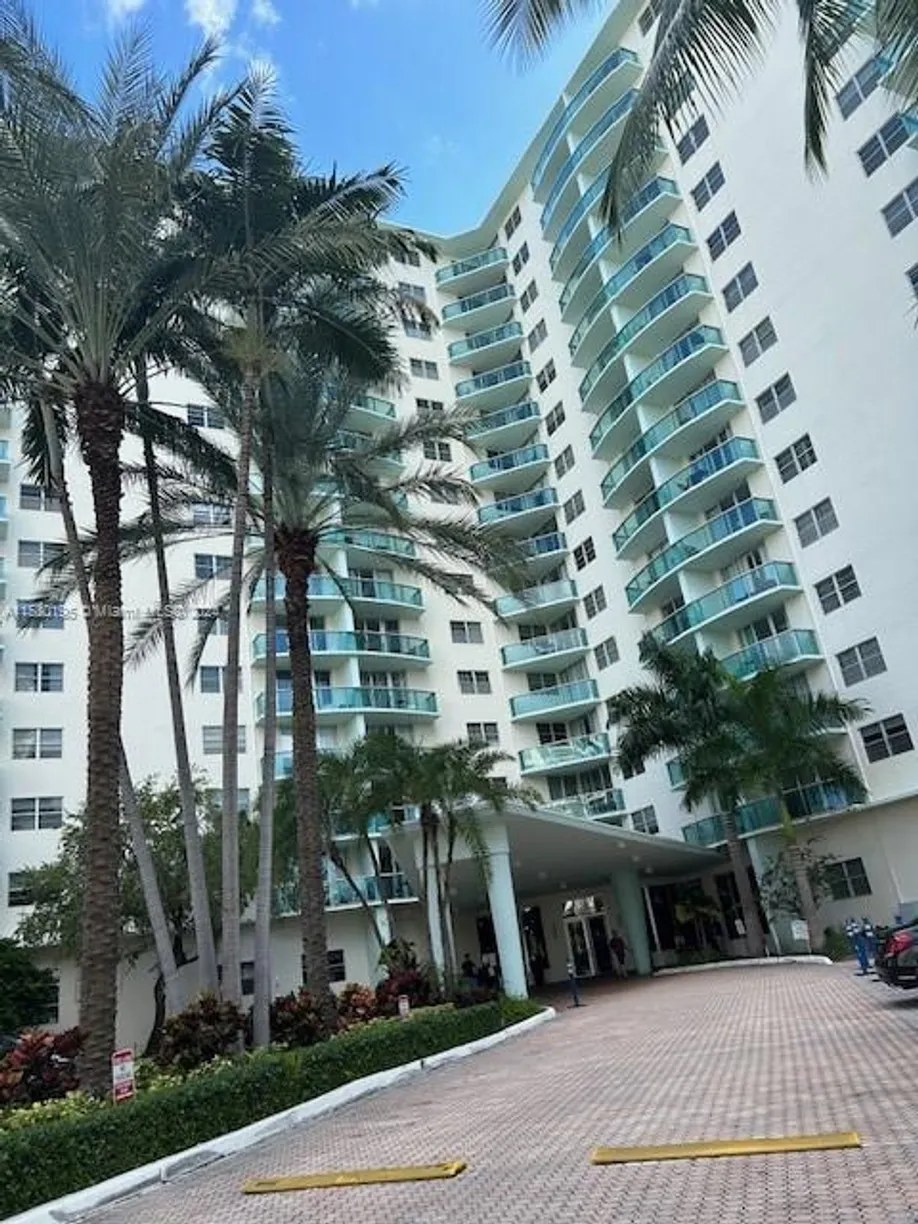 South Florida Real Estate | View 3801 S Ocean Dr, 2D | Listing