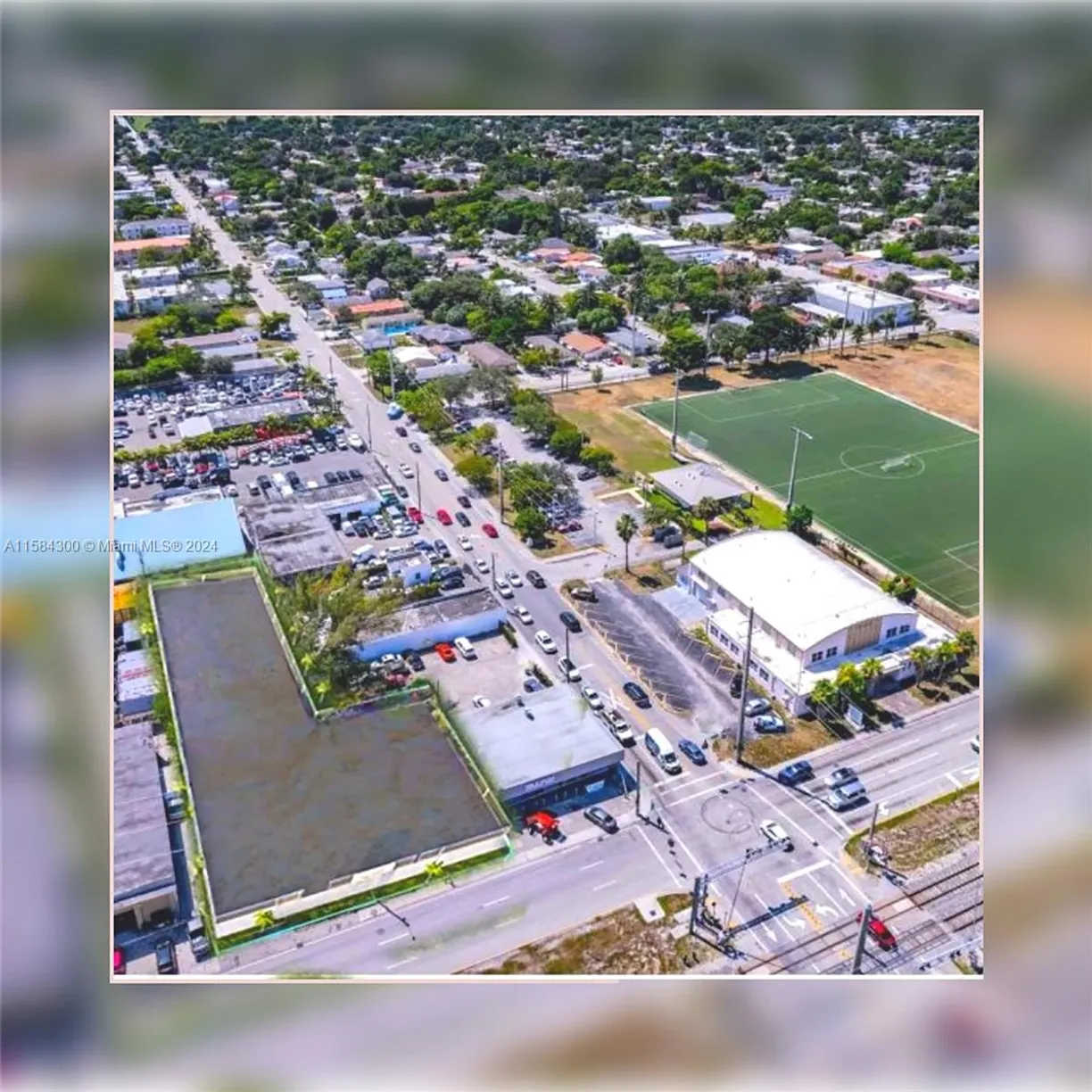 South Florida Real Estate | View 826 N Dixie Hwy