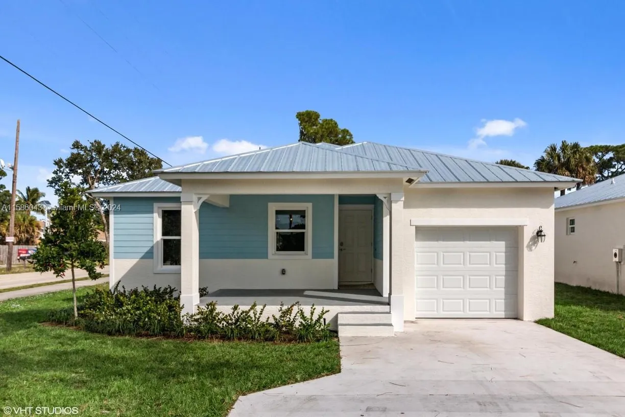 South Florida Real Estate | View 5190 SE Jack Ave, 5190 | 3 Beds, 2 Baths