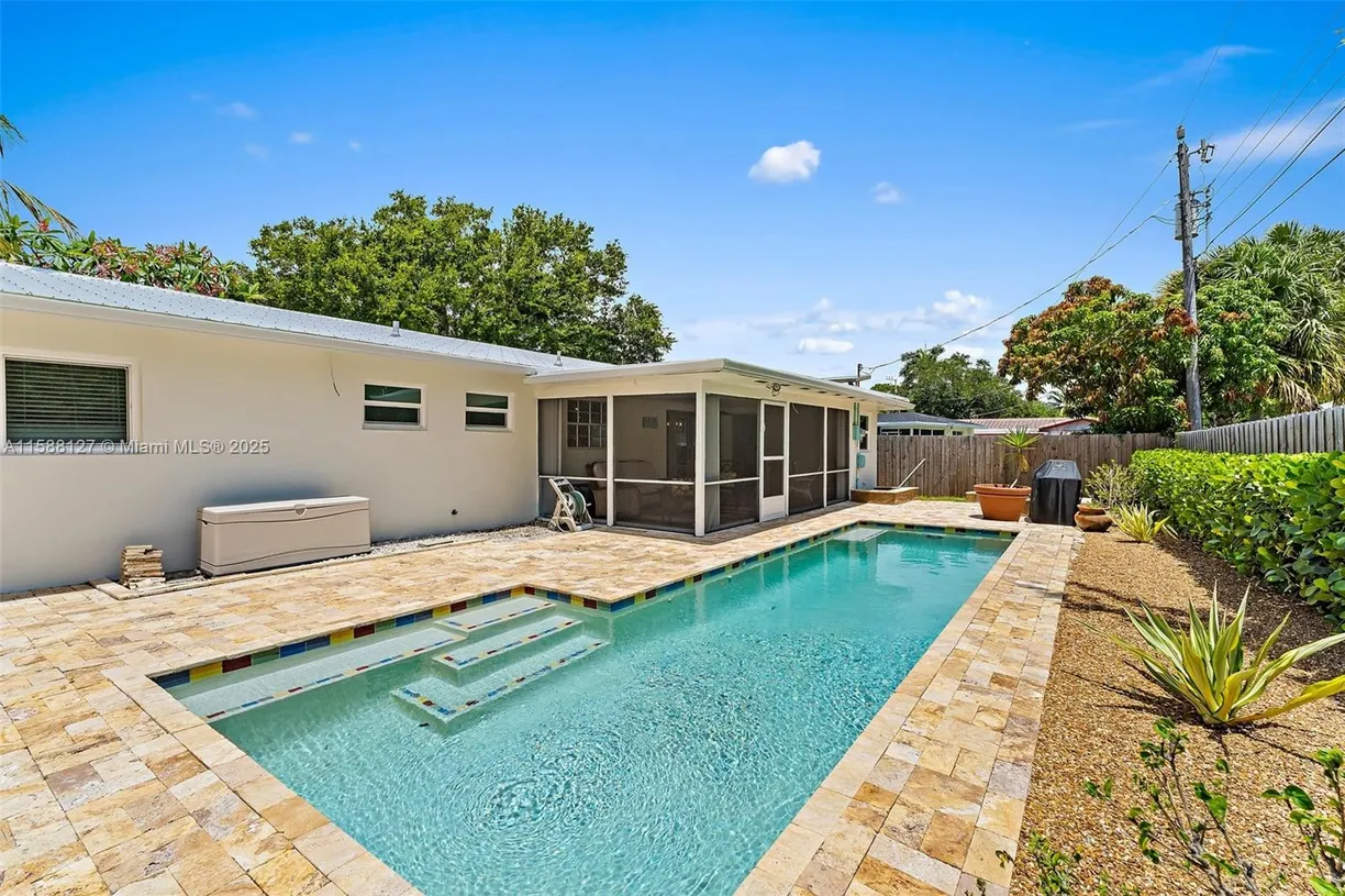 South Florida Real Estate | View 367 W Riverside Dr | 3 Beds, 2 Baths