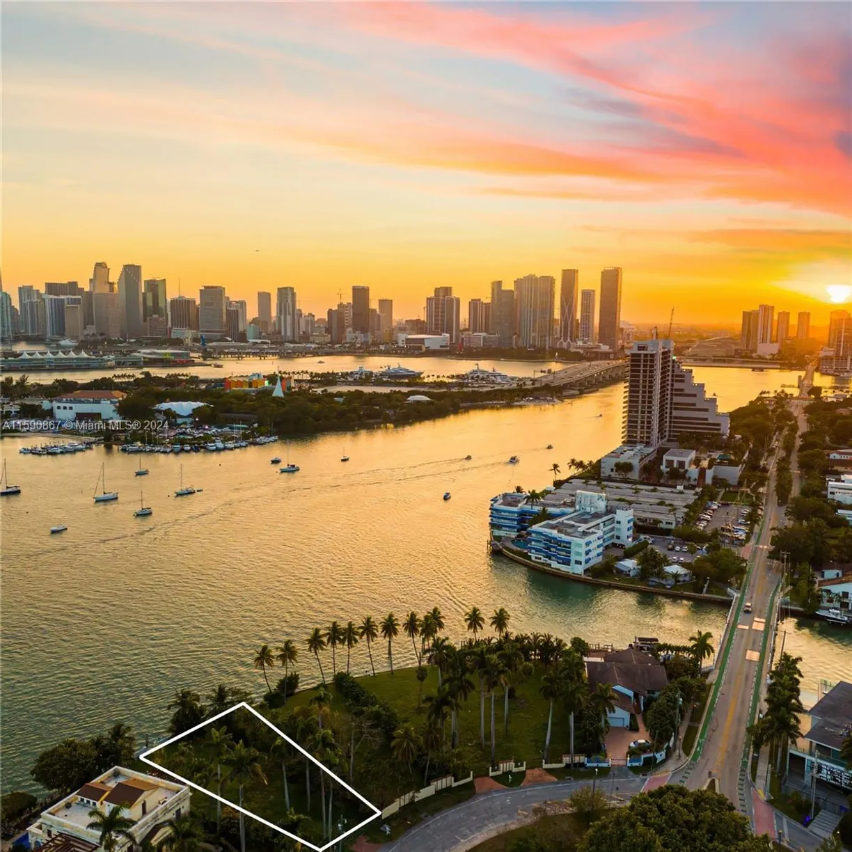 South Florida Real Estate | View 1236 S Venetian Way