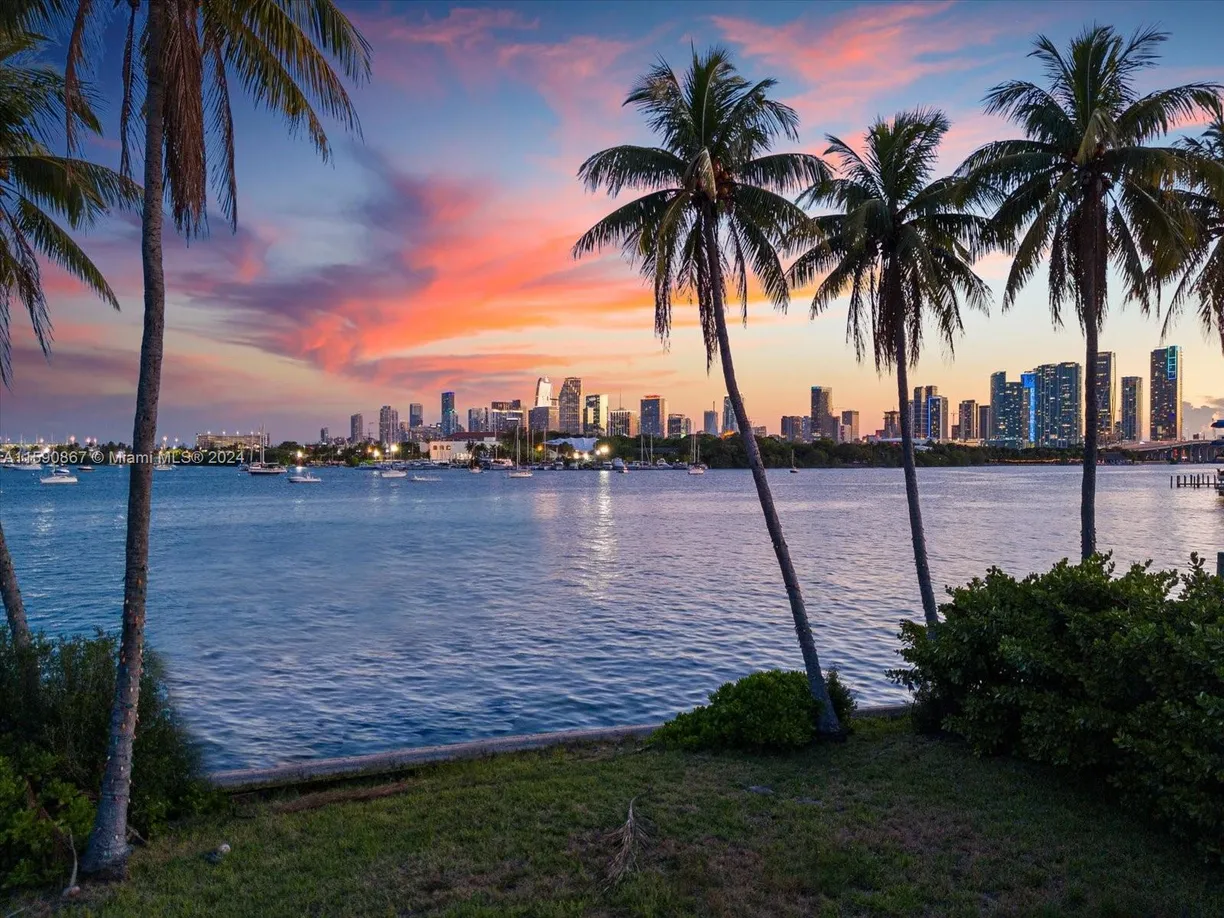 South Florida Real Estate | View 1236 S Venetian Way | Listing