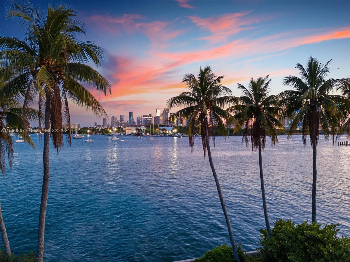 South Florida Real Estate | View 1236 S Venetian Way | Listing