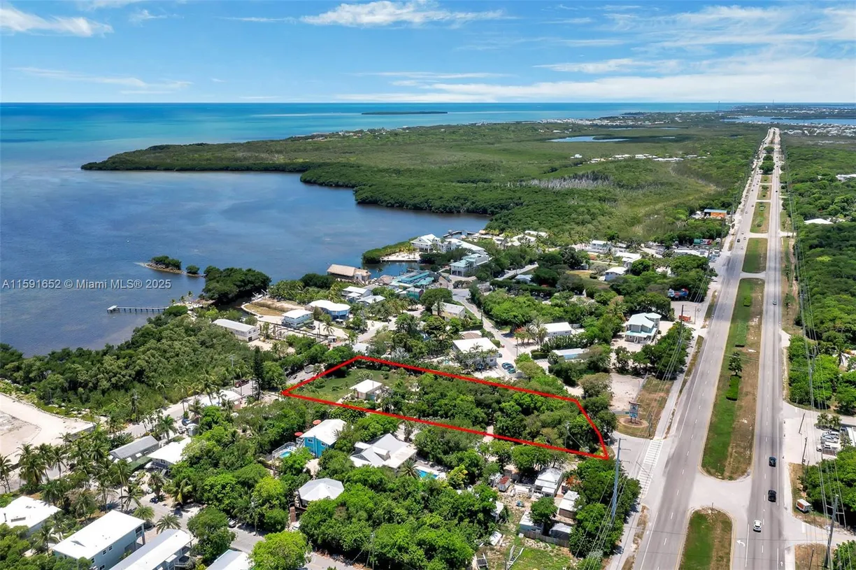 South Florida Real Estate | View 306 Lime St | Listing