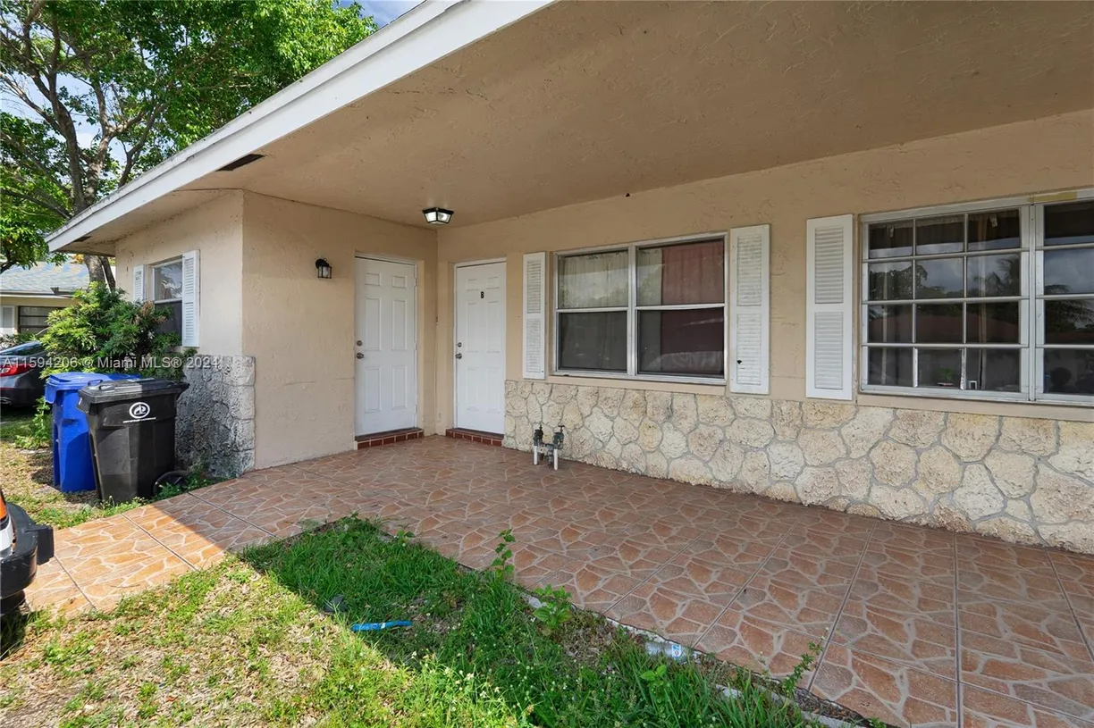 South Florida Real Estate | View 1440 NW 20th St, unit B | Listing
