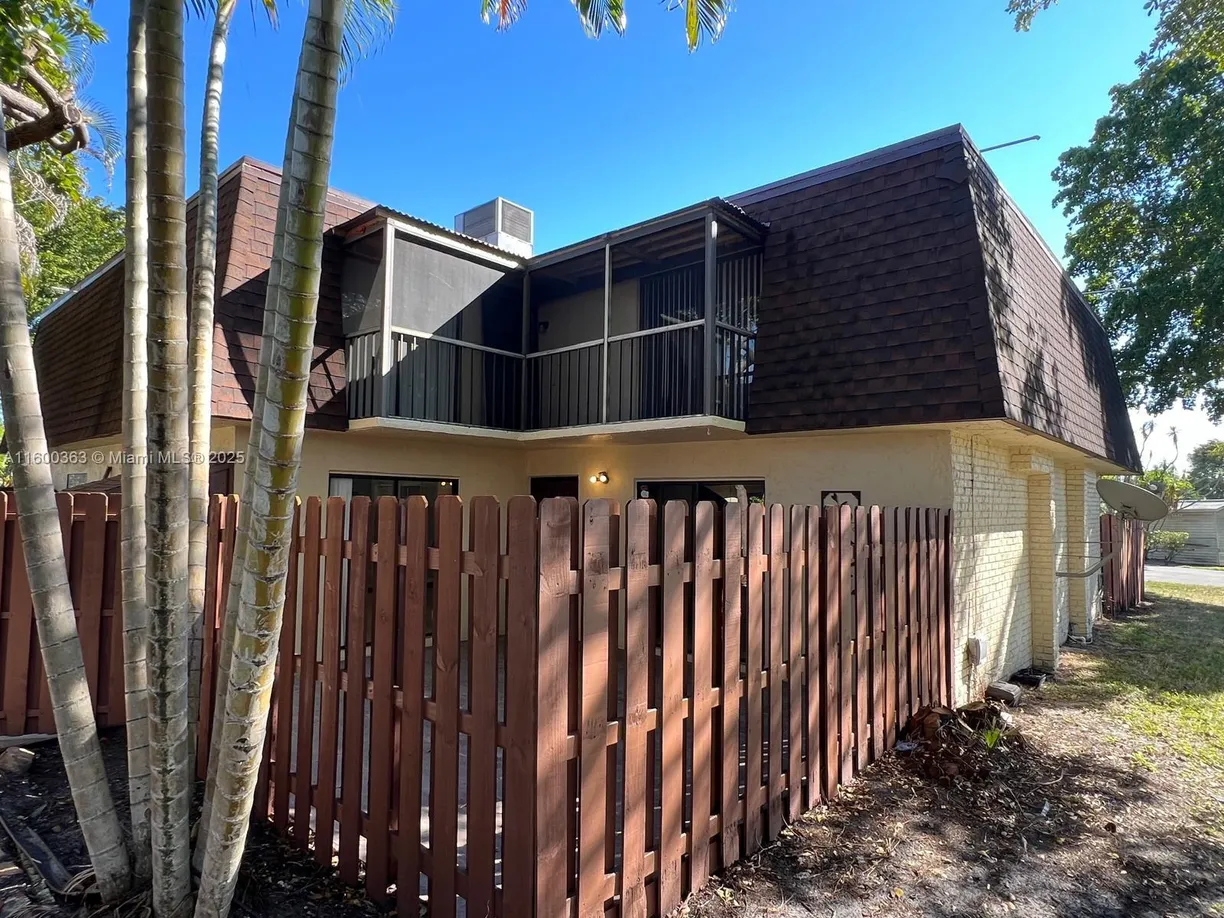 South Florida Real Estate | View 5825 Swordfish Ct, D | 2 Beds, 2 Baths