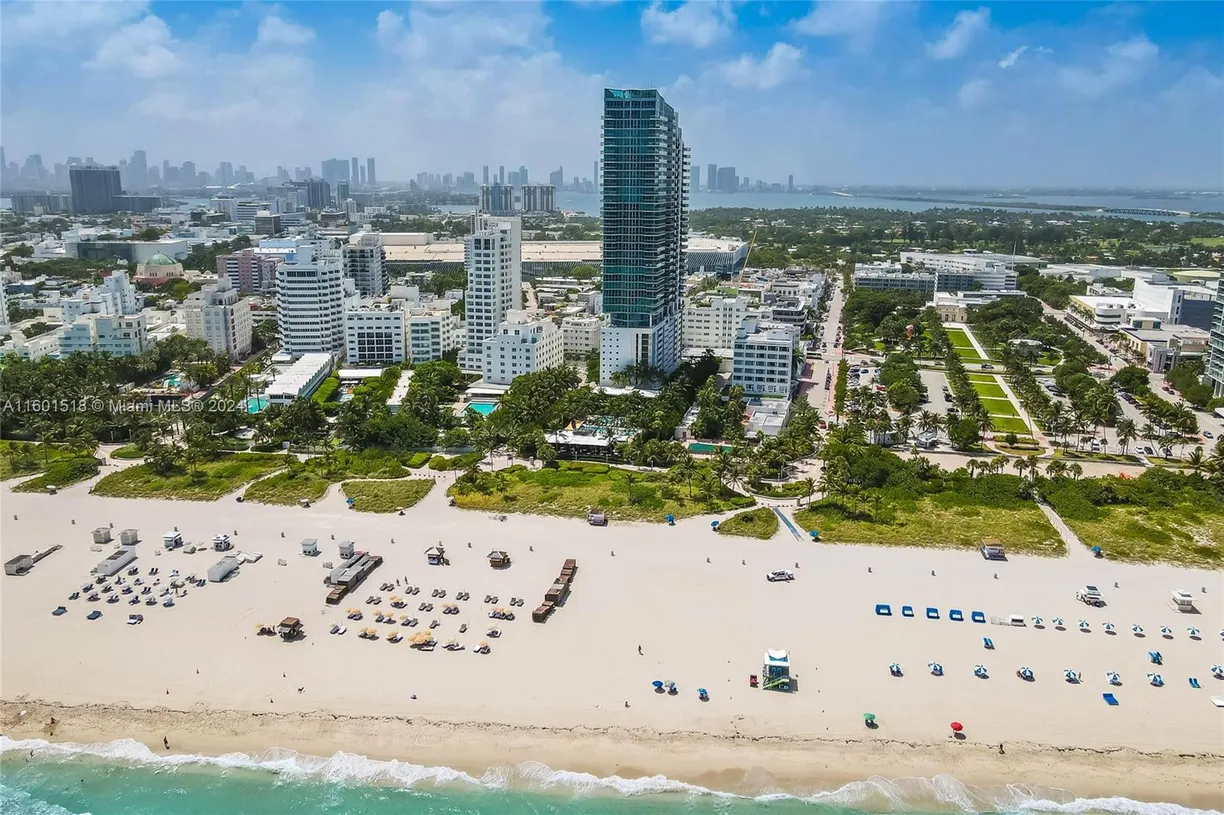 South Florida Real Estate | View 101 20th St, 2504 | 2 Beds, 2 Baths