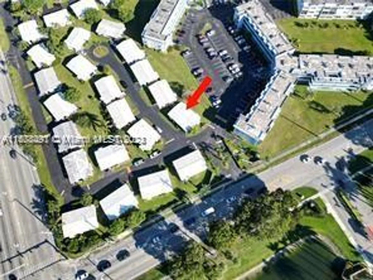 South Florida Real Estate | View  | Listing