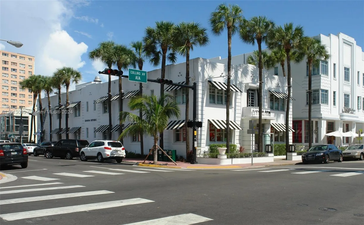 South Florida Real Estate | View 800 Collins Ave
