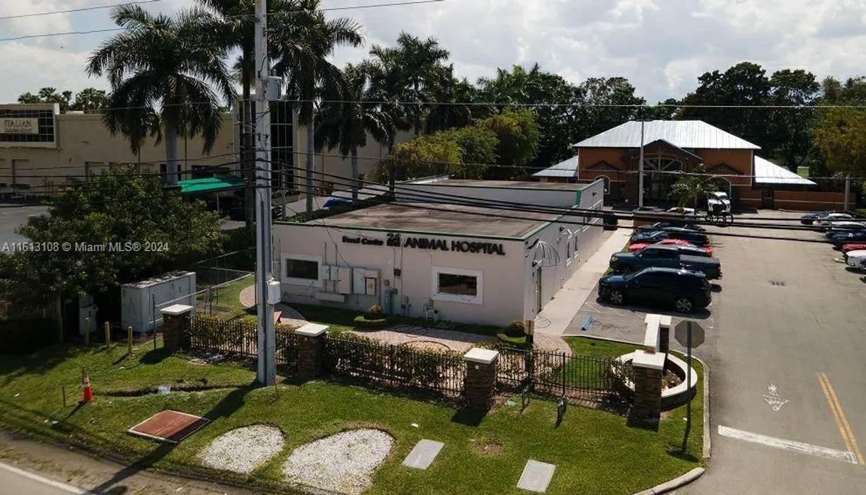 South Florida Real Estate | View 9400 NW 58th St