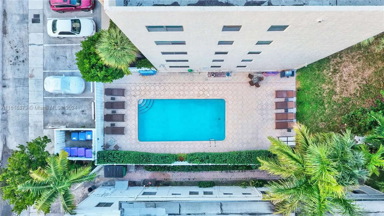 South Florida Real Estate | View 520 Orton Ave, 201, 204, 403 | Listing